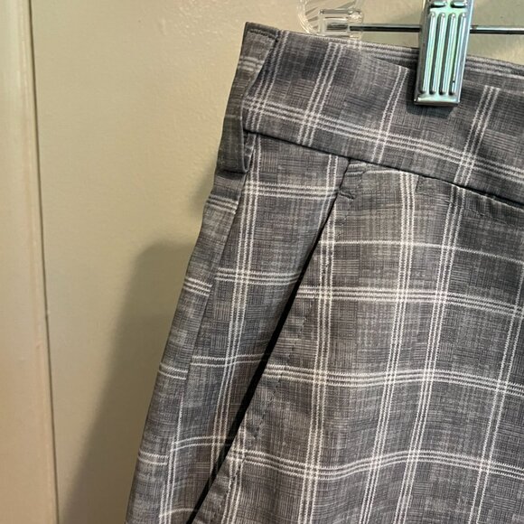 PGA Tour Mens Gray Plaid flat front Golf shorts, Size 36 - Picture 4 of 10